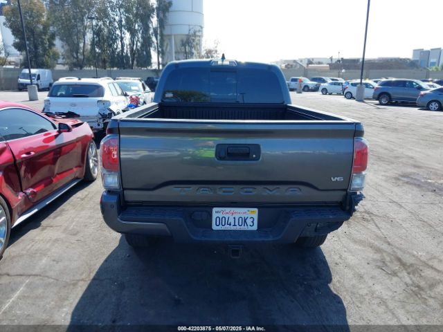3TMBZ5DN8NM032815 Toyota Tacoma Trd Sport
