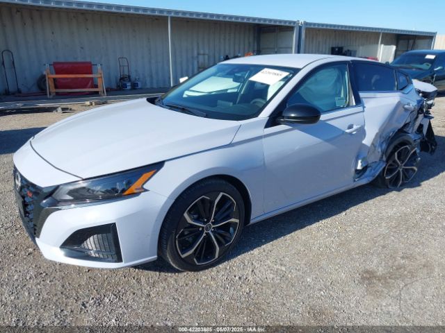 1N4BL4CV2RN432867 Nissan Altima Sr Fwd