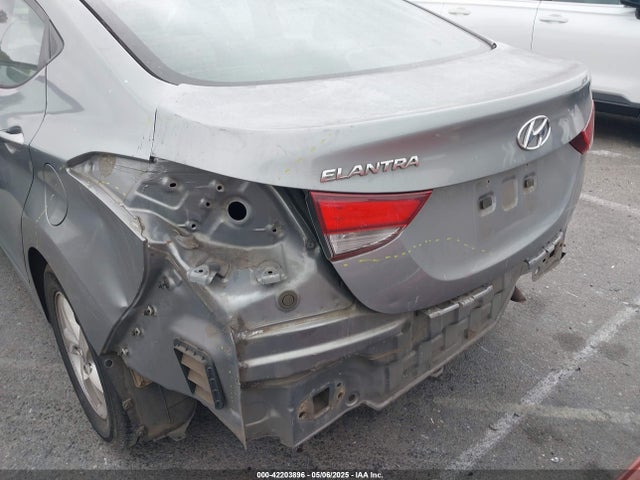 KMHDH4AE4EU166996 Hyundai ELANTRA SE