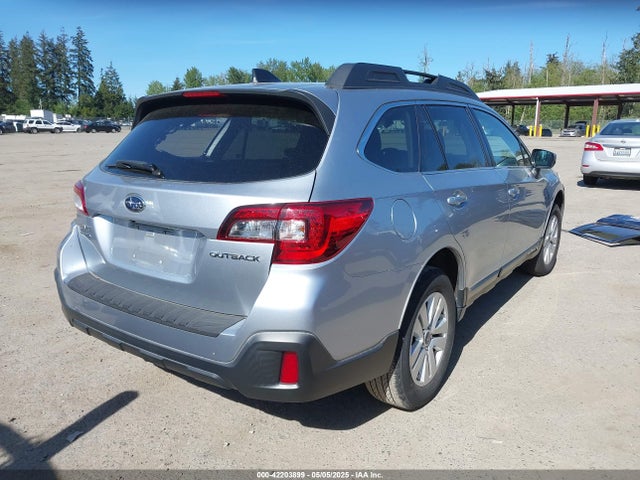 Subaru Outback 2.5i Premium 2018 4S4BSACC2J3305199 Image 4