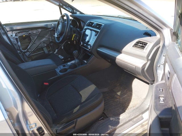 Subaru Outback 2.5i Premium 2018 4S4BSACC2J3305199 Image 5