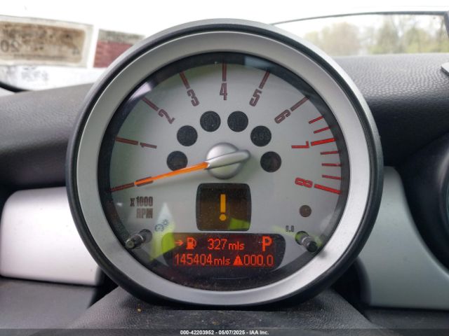 2009 MINI COOPER S CLUBMAN WMWMM33559TP93030 Photo 6