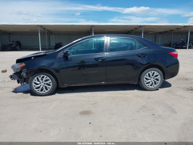 5YFBURHE1KP862976 Toyota COROLLA LE