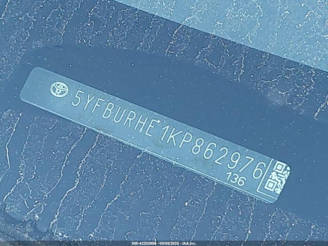 5YFBURHE1KP862976 Toyota COROLLA LE