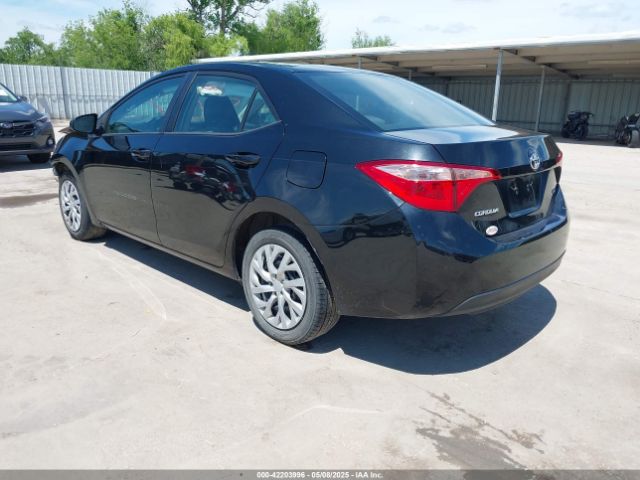 5YFBURHE1KP862976 Toyota COROLLA LE