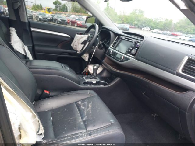 5TDJZRFH1KS735839 Toyota Highlander Xle