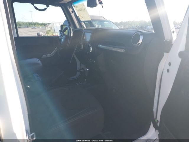 1C4BJWEG1GL250449 Jeep Wrangler Unlimited Sahara