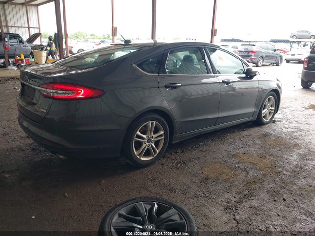 3FA6P0HD0JR231453 Ford 2018