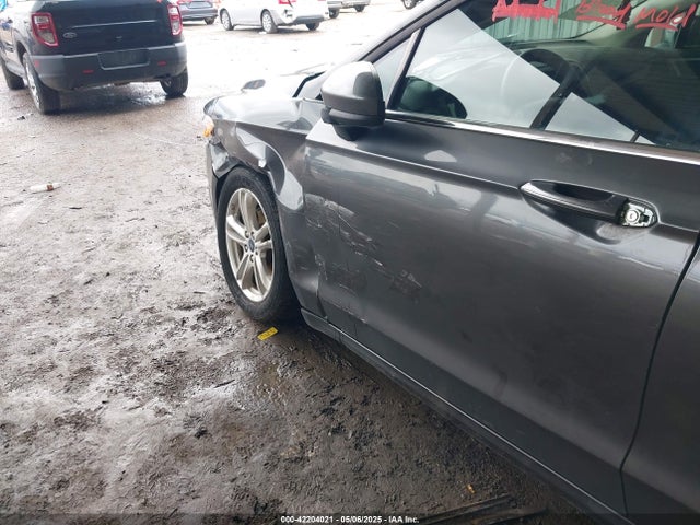 3FA6P0HD0JR231453 Ford 2018