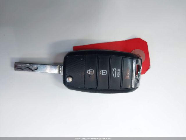 5XXGT4L30JG234223 KIA Optima S