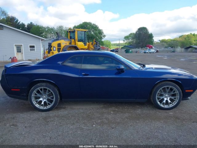 2C3CDZBG1FH715927 Dodge Challenger Sxt Plus