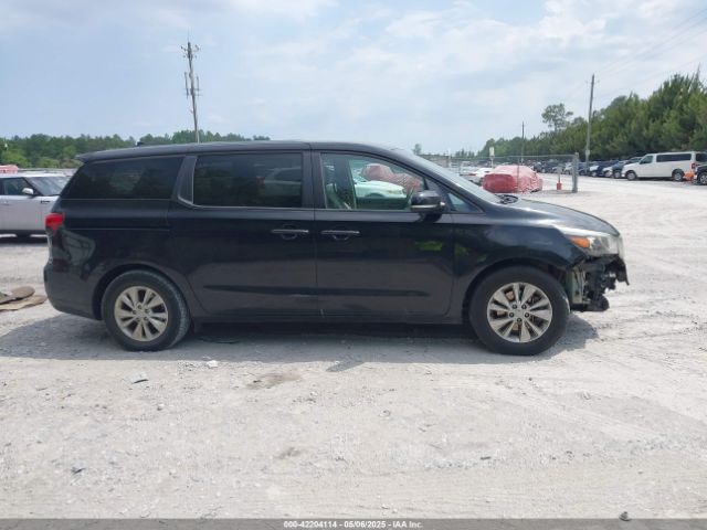 KNDMB5C14H6228203 KIA SEDONA LX