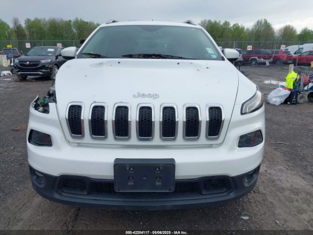 1C4PJMCB0FW744235 Jeep Cherokee Latitude