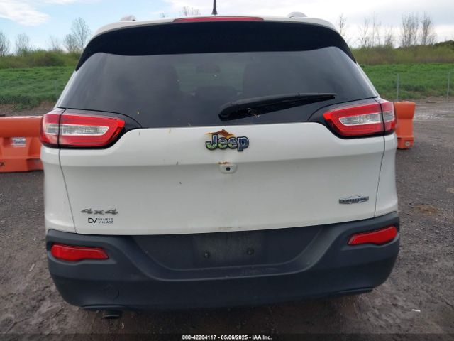 1C4PJMCB0FW744235 Jeep Cherokee Latitude