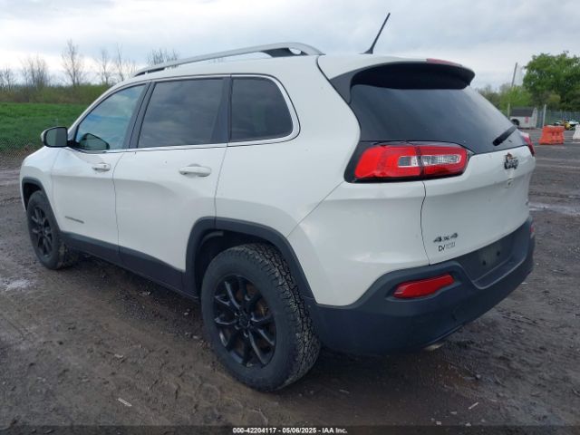 1C4PJMCB0FW744235 Jeep Cherokee Latitude