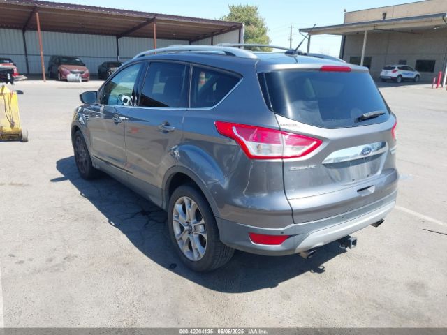 1FMCU0J95EUC22897 Ford Escape Titanium