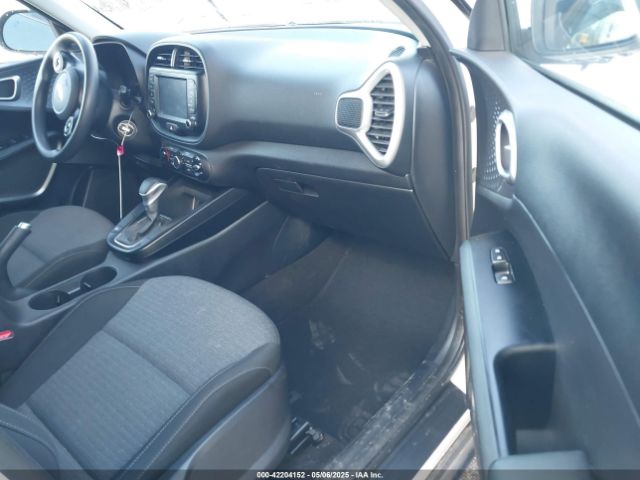 KNDJ23AUXL7057528 KIA SOUL S