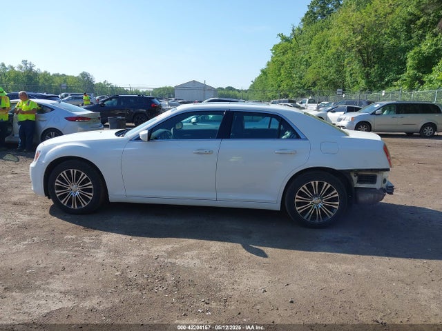Chrysler 300 300s 2014 2C3CCAGGXEH142263 Image 14