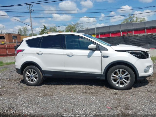 1FMCU0GD7HUB41187 Ford ESCAPE SE