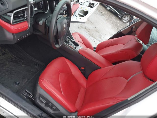 4T1K31AK5NU583117 Toyota Camry Xse Hybrid