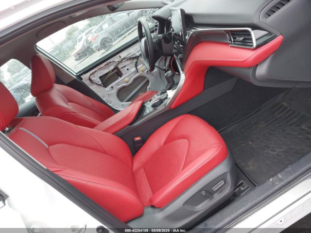 4T1K31AK5NU583117 Toyota Camry Xse Hybrid
