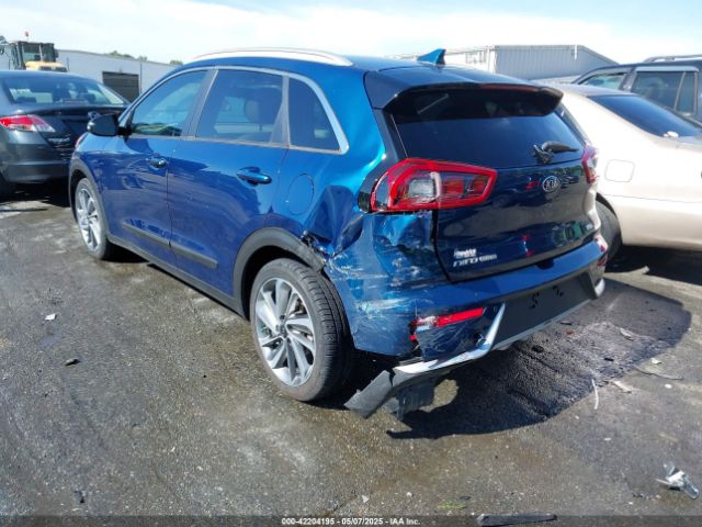 KNDCE3LC1H5081093 KIA Niro Touring