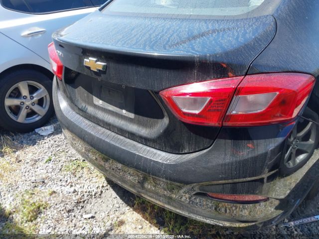 1G1BC5SM0J7156859 Chevrolet Cruze Ls Auto