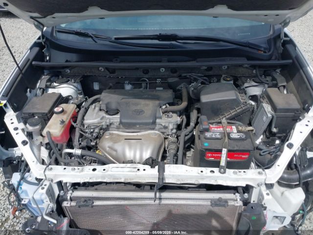 JTMRFREV0HD202243 Toyota Rav4 Xle