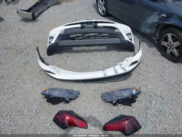 JTMRFREV0HD202243 Toyota Rav4 Xle
