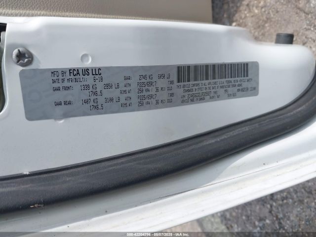 2C4RDGCG3JR325827 Dodge Grand Caravan Sxt