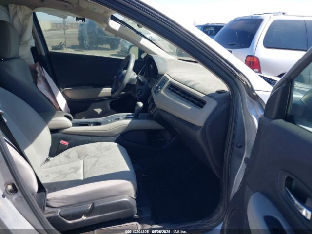 3CZRU5H33KG714687 Honda HR-V LX
