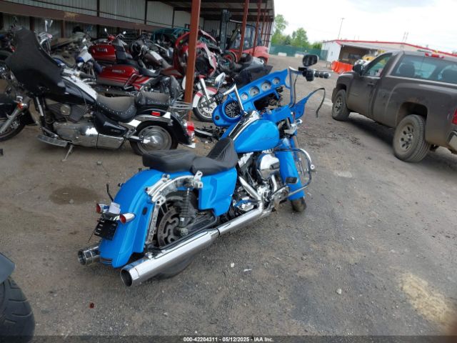 2014 HARLEY-DAVIDSON FLHX 1HD1KBM11EB614255 Photo 3