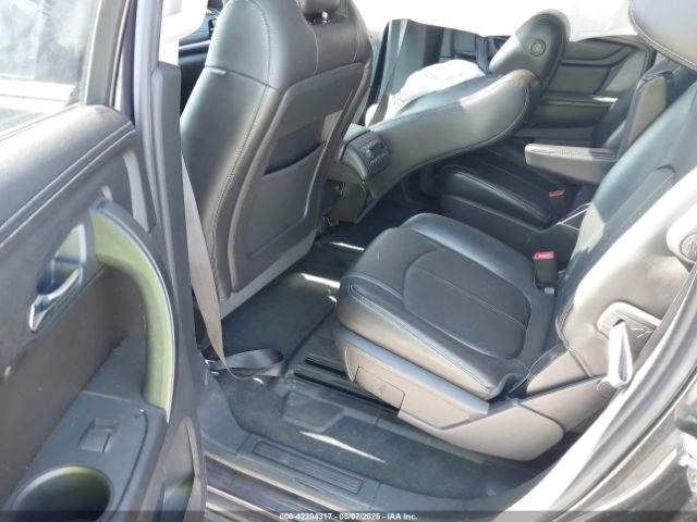 1GNKRHKD5HJ178965 Chevrolet Traverse 2lt