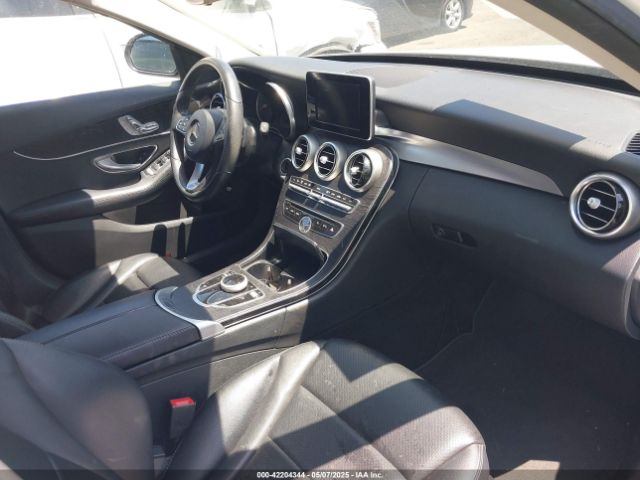 2017 MERCEDES-BENZ C 300 55SWF4JB2HU205606 Photo 4