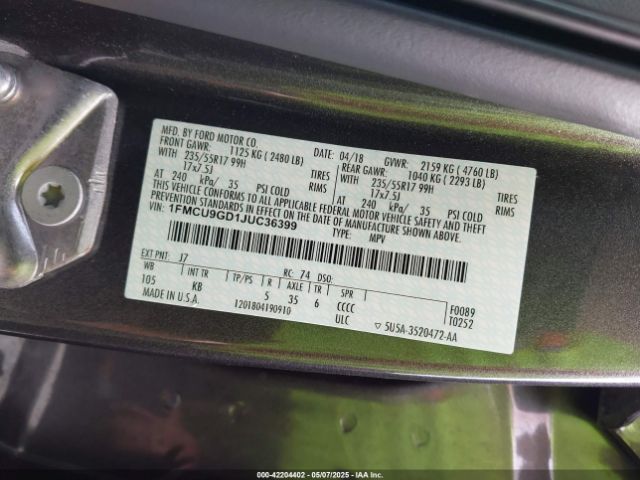 1FMCU9GD1JUC36399 Ford ESCAPE SE