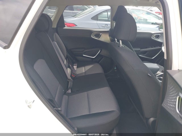 KNDJ23AU5P7865680 KIA SOUL LX
