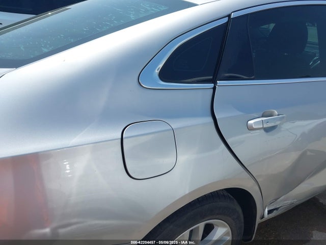 1G1ZE5ST3GF245811 Chevrolet MALIBU 1LT