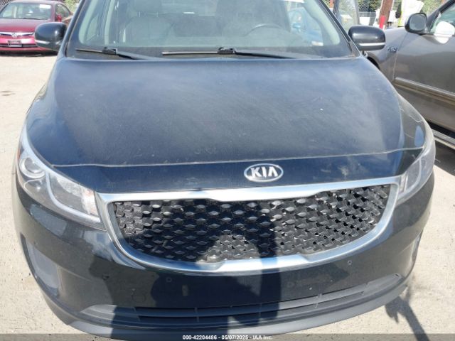 KNDMB5C17H6252737 KIA SEDONA LX