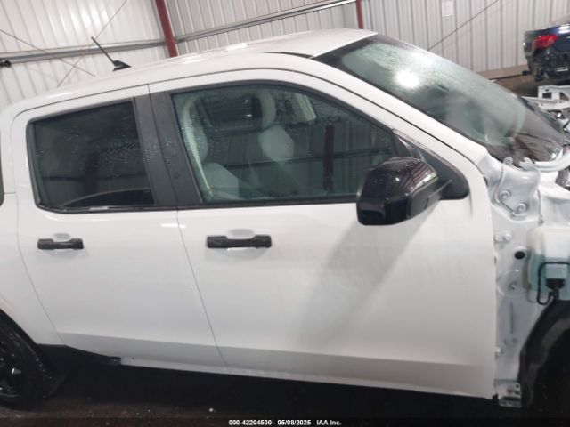 3FTTW8J99RRA70813 Ford Maverick Xlt