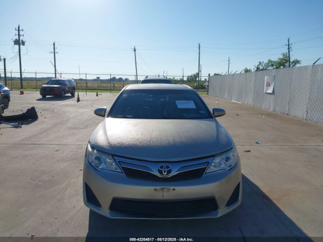 4T4BF1FK6ER438304 Toyota CAMRY L