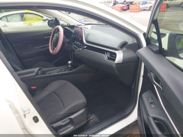 2020 TOYOTA C-HR JTNKHMBX8L1092732 Photo 4