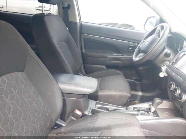 2021 MITSUBISHI OUTLANDER SPORT JA4APUAU8MU034978 Photo 4