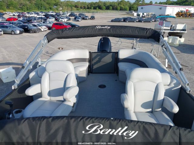 2022 BENTLEY BOAT BAG06112G122 Photo 7