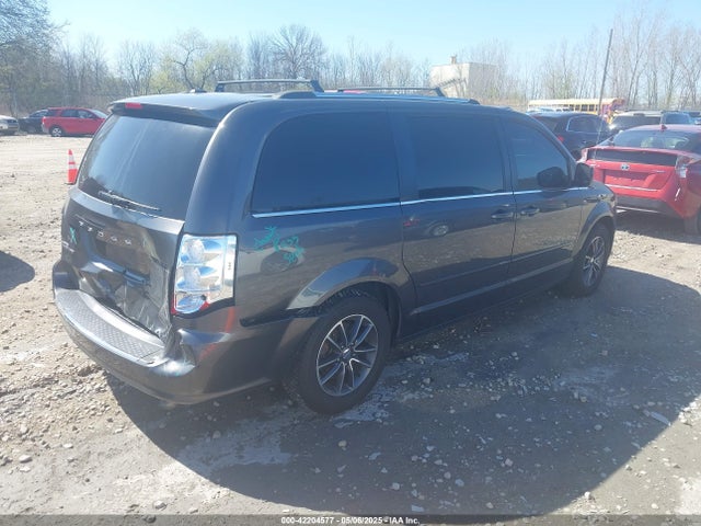 2C4RDGCG6HR761355 Dodge Grand Caravan Sxt
