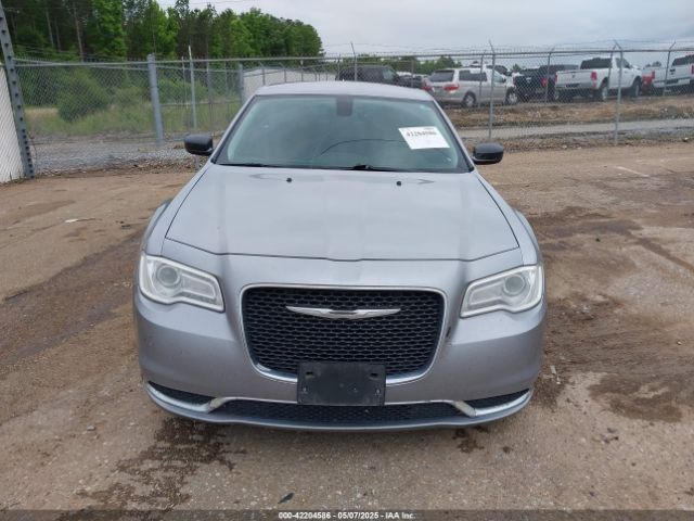 2C3CCAAG5FH779779 Chrysler 300 Limited