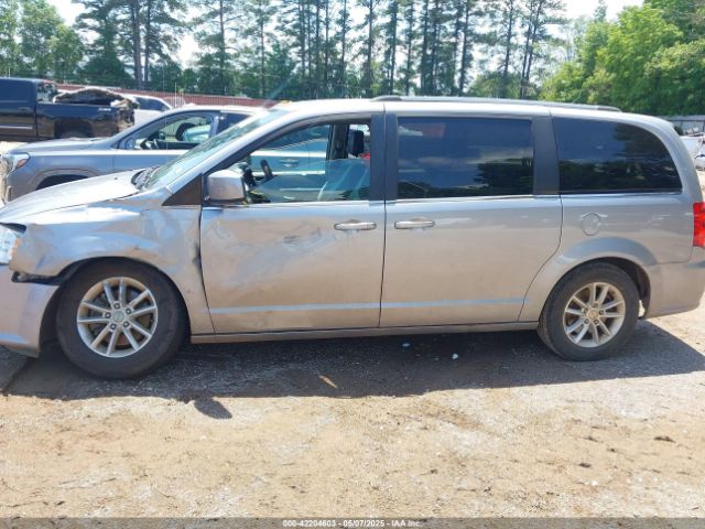2C4RDGCGXJR265318 Dodge Grand Caravan Sxt