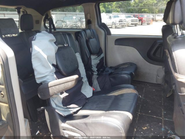 2C4RDGCGXJR265318 Dodge Grand Caravan Sxt