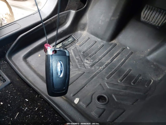 3FA6P0G73JR265608 Ford FUSION S
