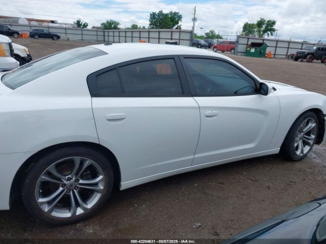2C3CDXHGXEH207546 Dodge Charger Sxt Plus