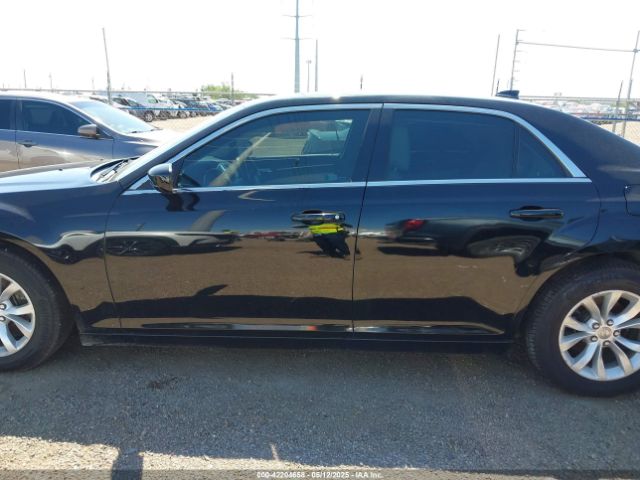 2C3CCAAG1FH781397 Chrysler 300 Limited
